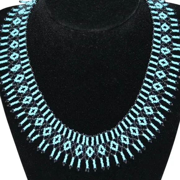 Handmade Turkish Turquoise Fine Beaded Necklace - Picture 3 of 4